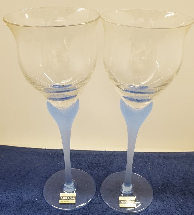 Set of 2 Mikasa Sea Mist Sapphire Frosted Stem Wine Glasses LK