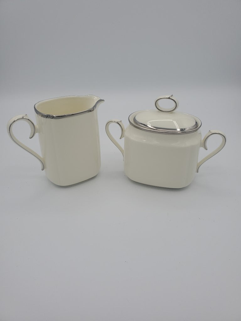 Noritake Paris Creamer & Sugar Bowl with Lid LK