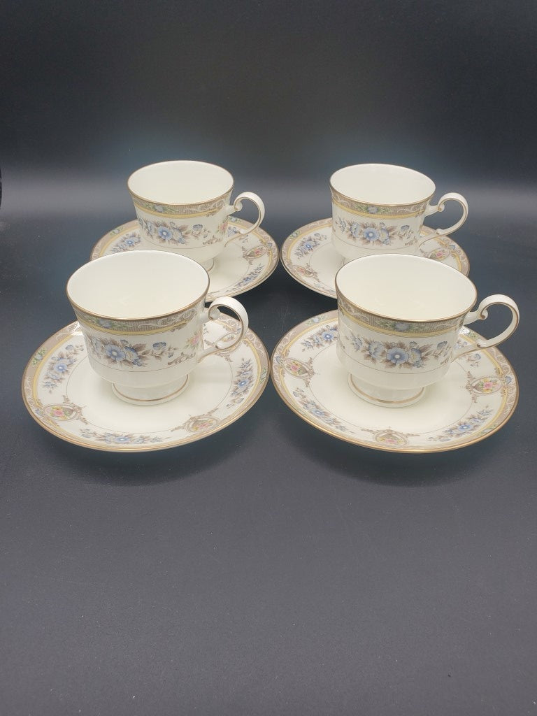 Set of 4 Mikasa Cameo Cup & Saucer Sets LK