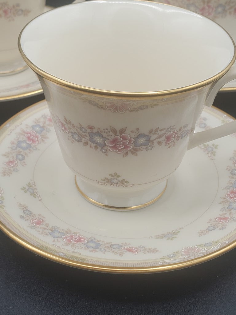 Set of 8 Lenox Chesapeake Cup & Saucer Sets LK