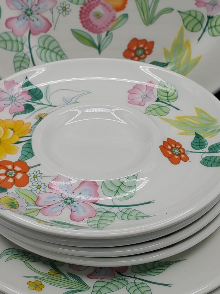 Mikasa Sun Shower 20 Piece Set - 4 5 Piece Place Settings - PICS can be found 8/17/26! LK