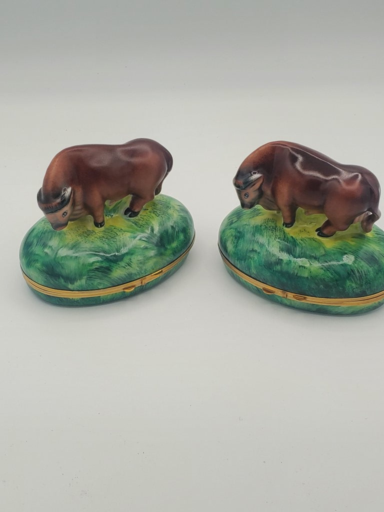 Chamart Limoges Hinged Box - Bison / Taurus