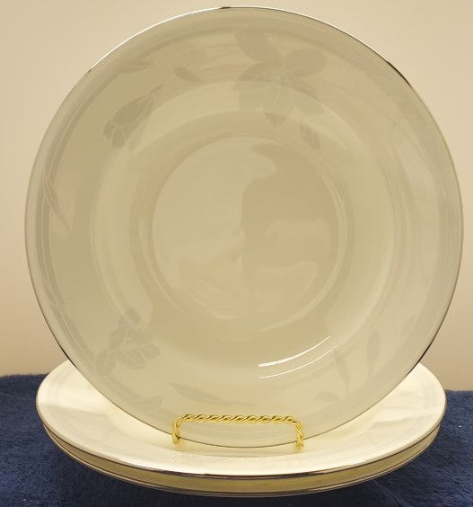 Set of 3 Mikasa Ovation Rim Soup Bowls