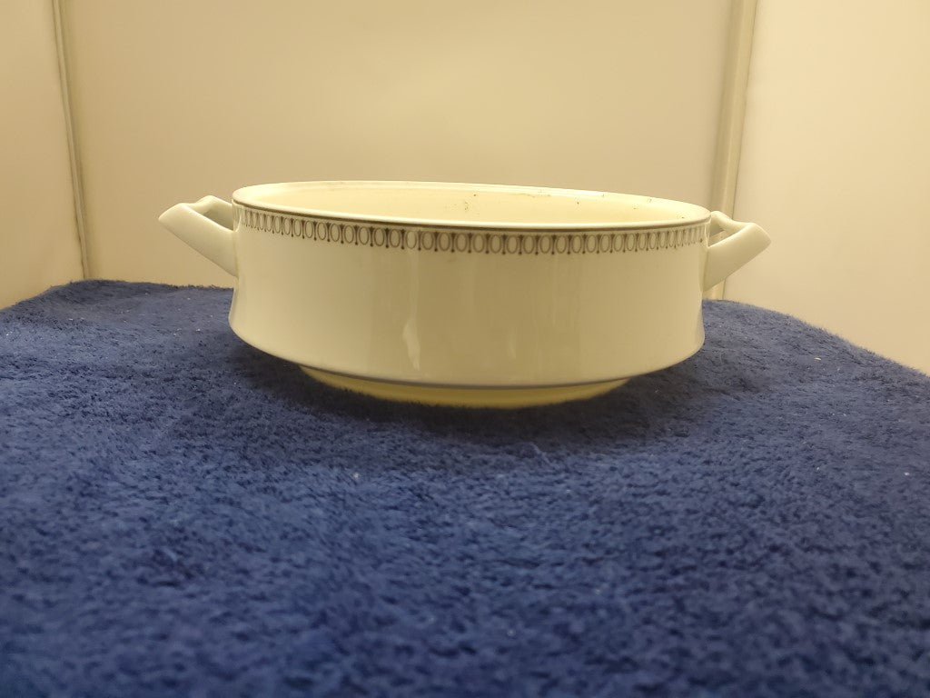 Mikasa Seville Vegetable Bowl without Cover LK