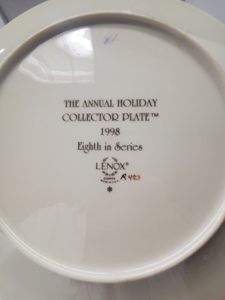 Lenox Annual Limited Addition Holiday Skater Plate 1998 LK