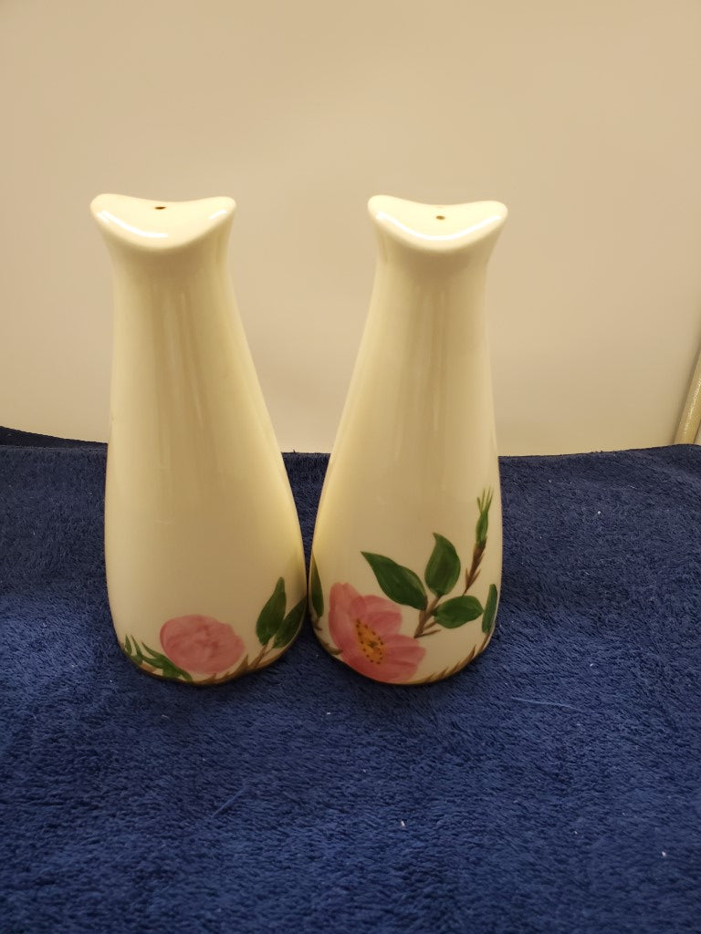 Franciscan Desert Rose (USA) Tall Salt & Pepper Set LK