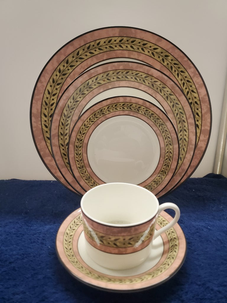 Wedgwood Sparta 5 Piece Place Setting LK