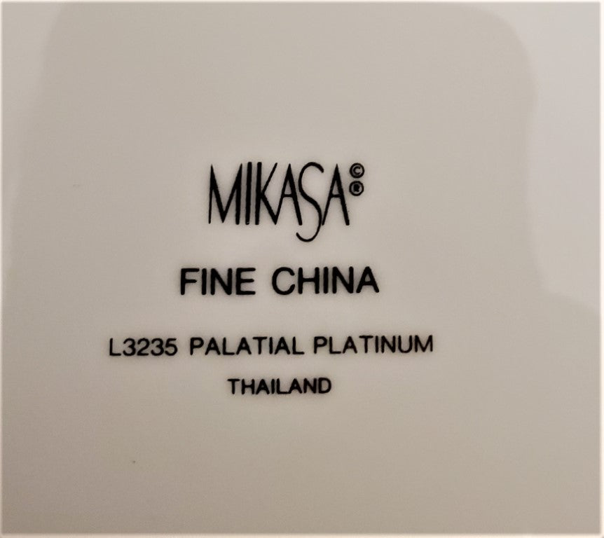 Set of 7 Mikasa Palatial Platinum Rim Soup Bowls