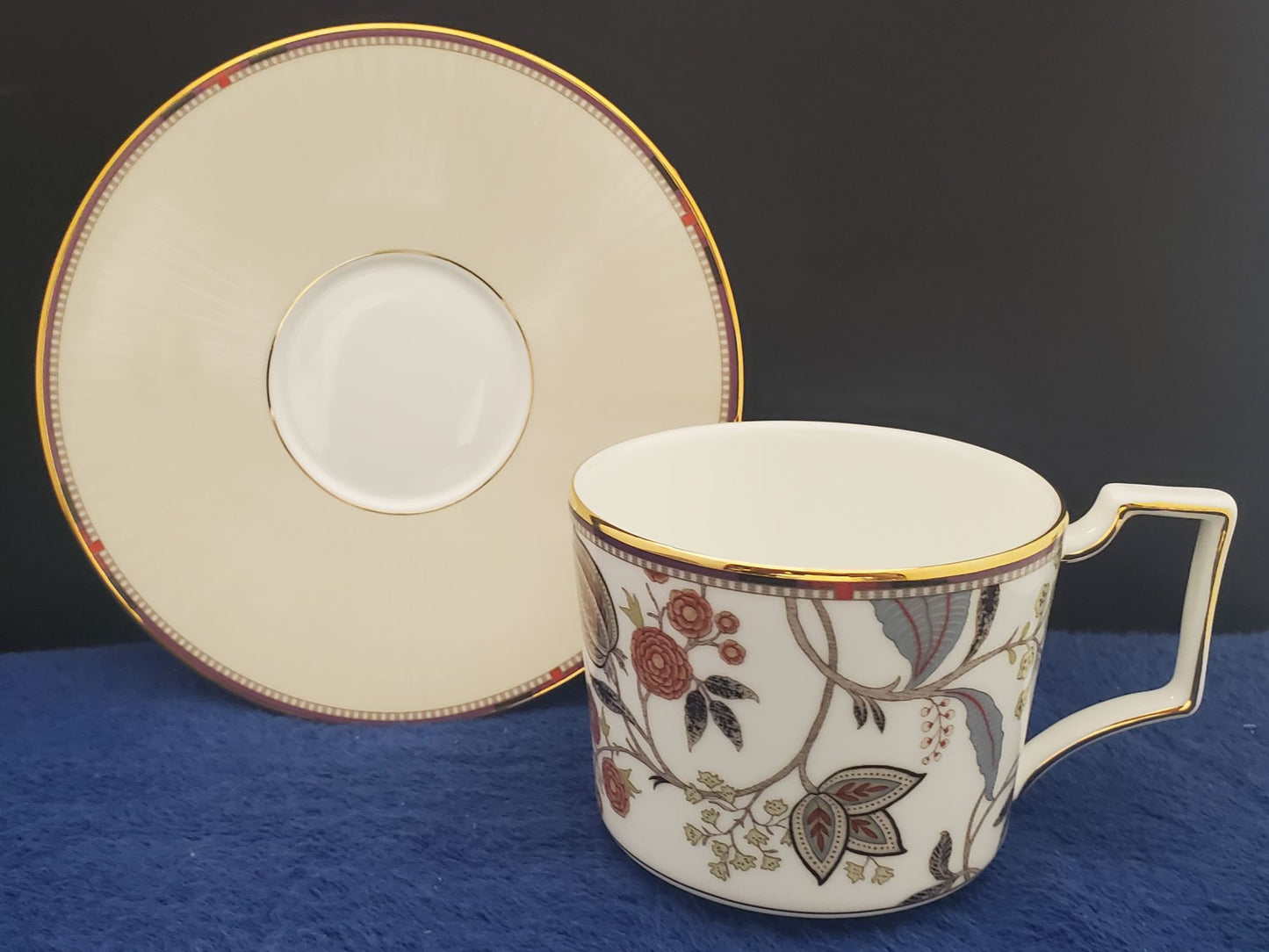 Set of 4 Wedgwood Pashmina Cup & Saucer Sets