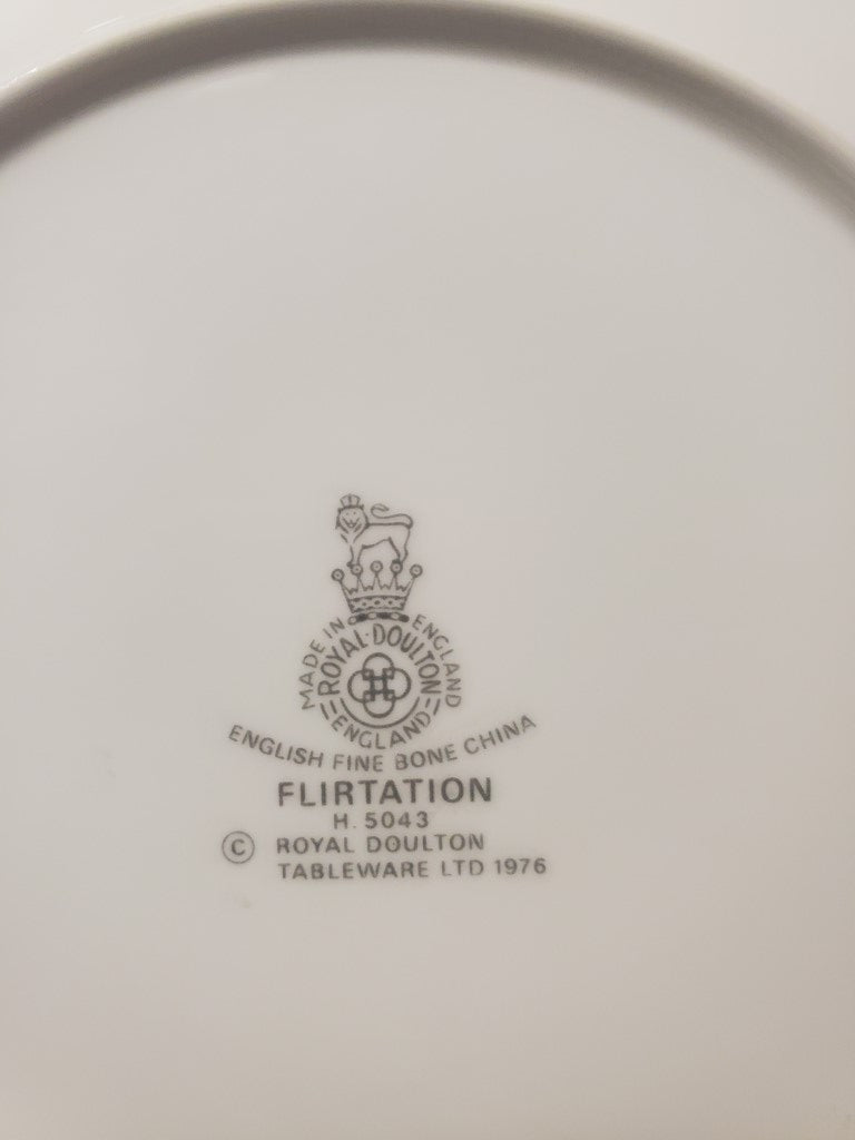 Set of 4 Royal Doulton Flirtation Bread & Butter Plates