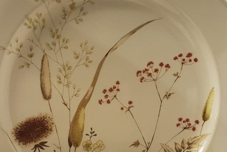 Mikasa Ferndale Hostess Set LK