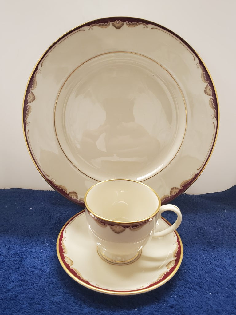 Lenox Pierce 3 Piece Lot SCMA10726