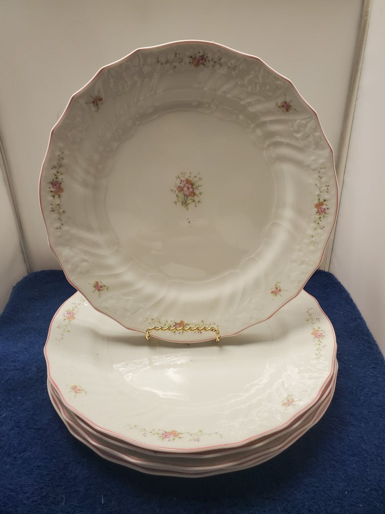 Set of 6 Royal Doulton Biarritz Dinner Plates LK