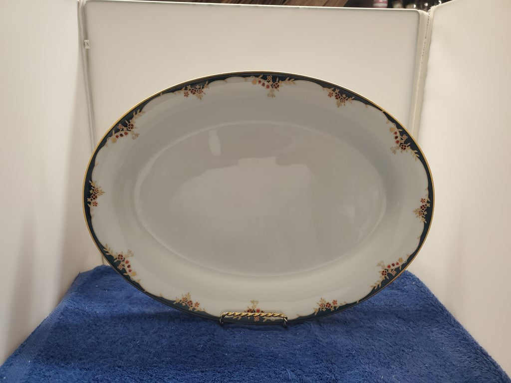 Noritake Embrace 14" Oval Serving Platter LK