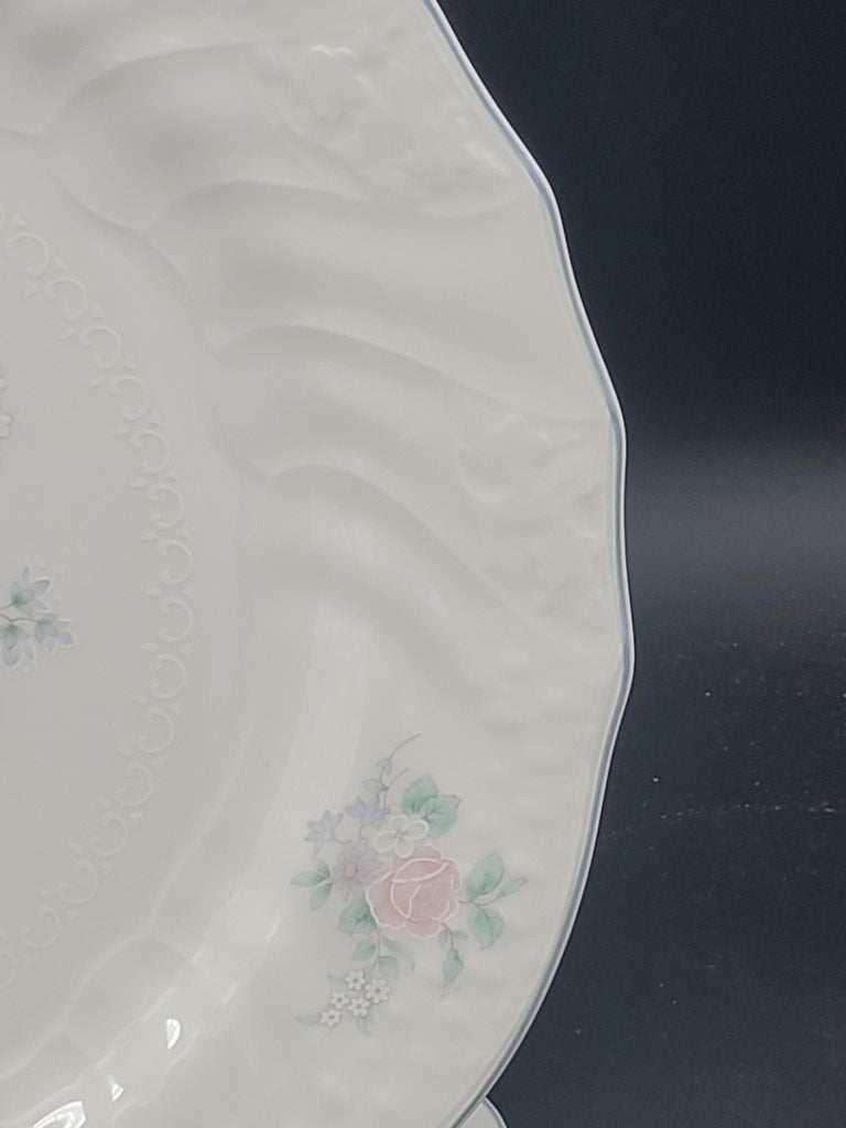 Set of 2 Royal Doulton Valencia Dinner Plates LK