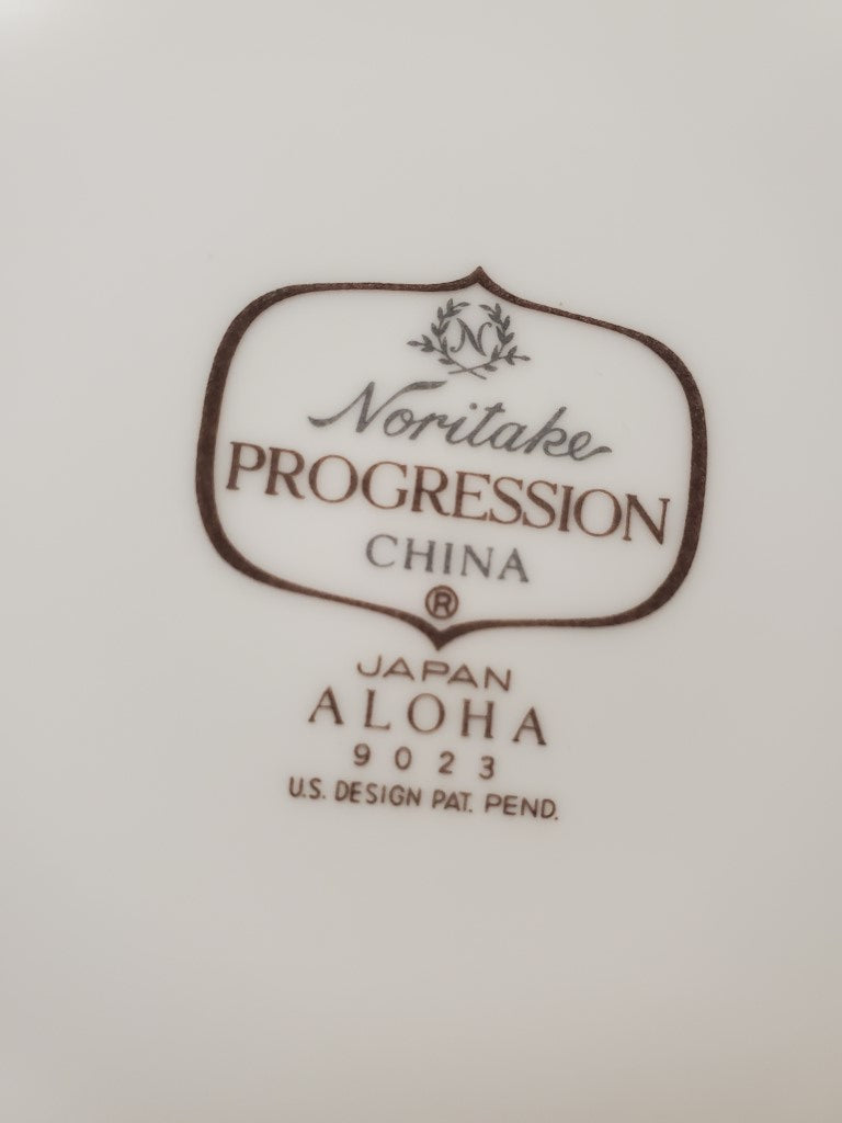 Set of 4 Noritake Aloha Salad Plates