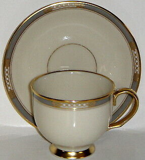 Set of 2 Lenox Mckinley Footed Cup & Saucer Sets