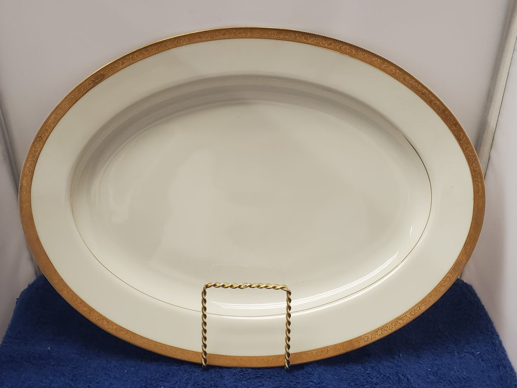 Mikasa Colony Gold 14" Oval Serving Platter LK