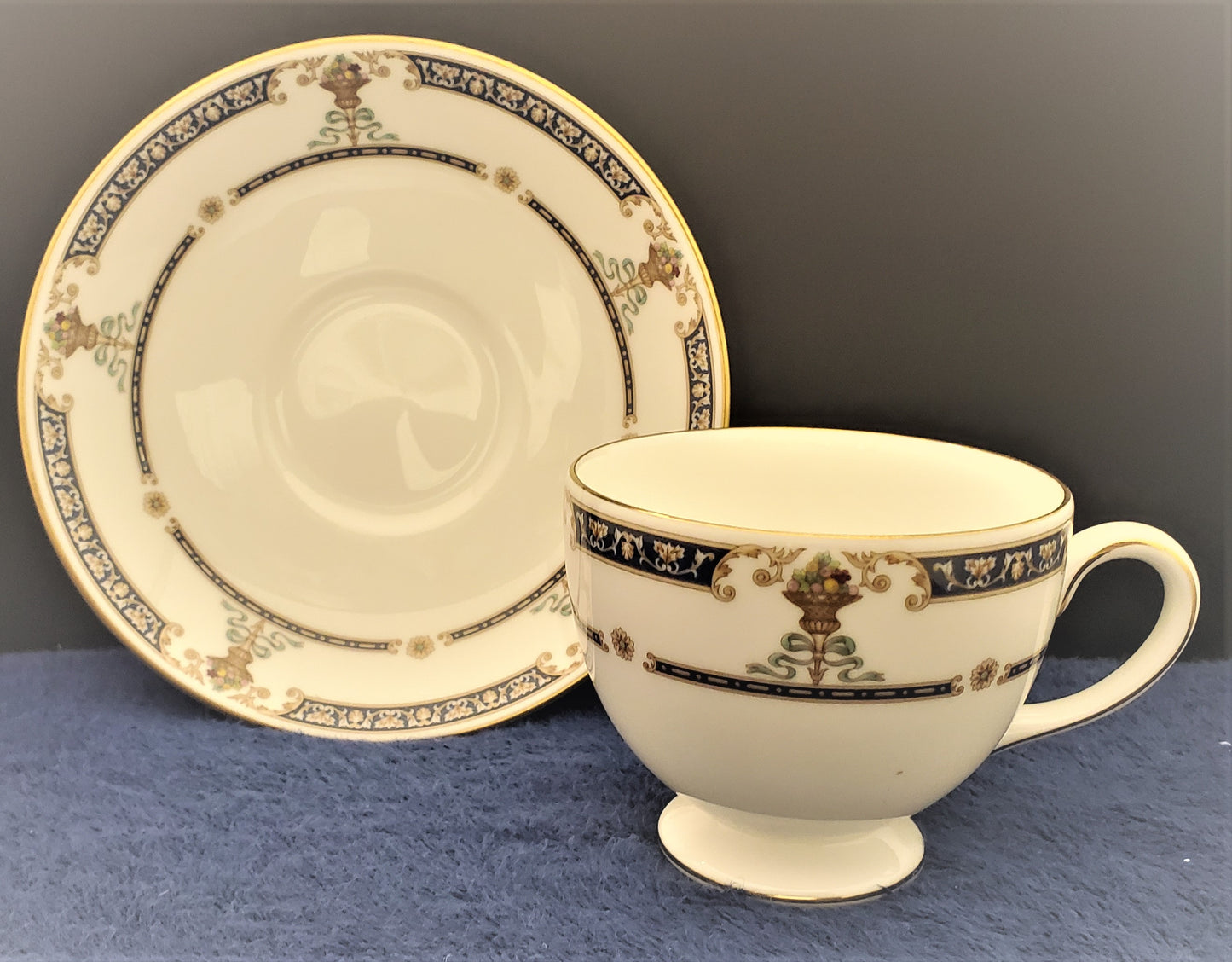 Set of 6 Wedgwood Highgrove Cup & Saucer Sets