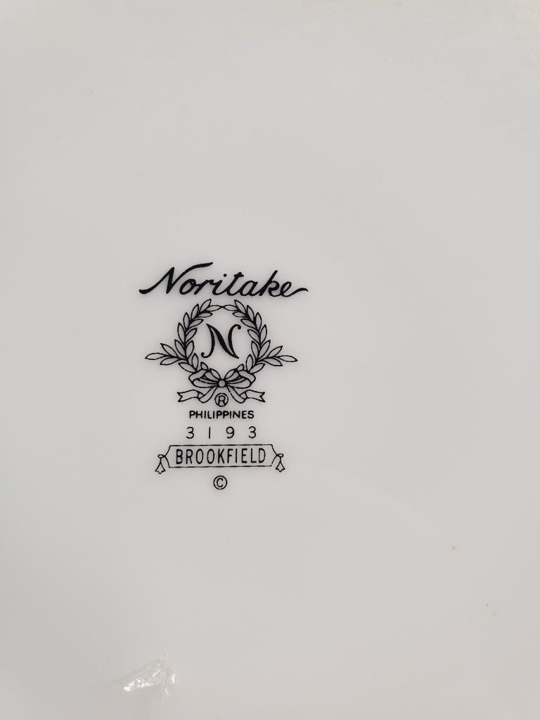 Set of 4 Noritake Brookfield Dinner Plates LK