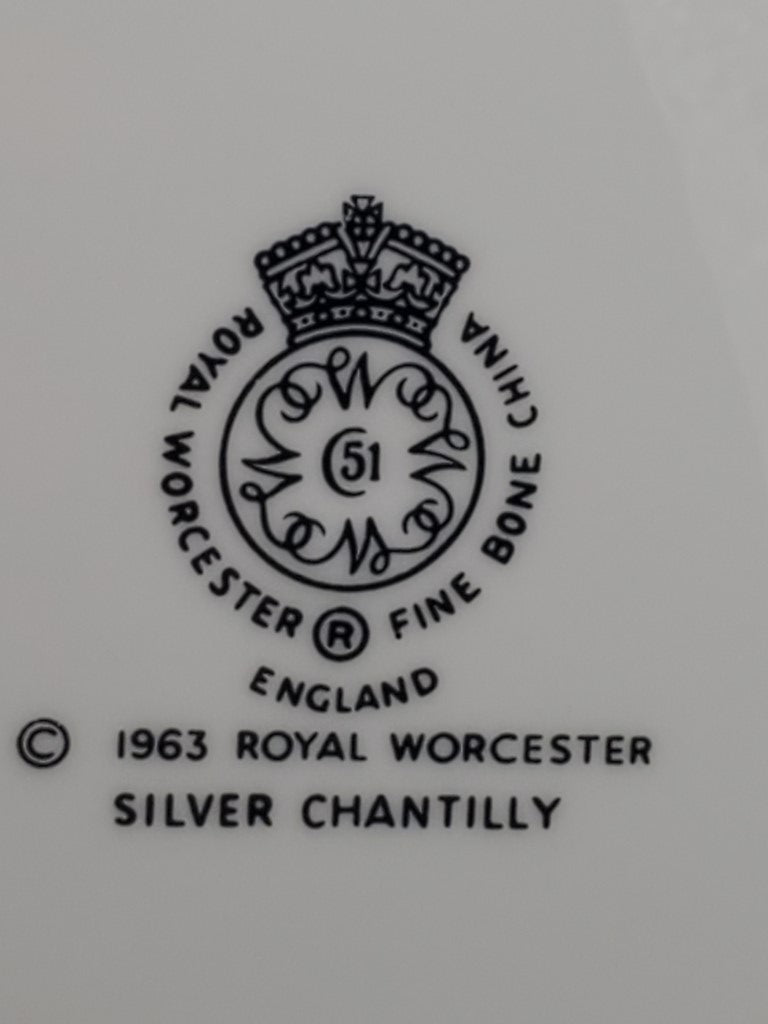 Set of 5 Royal Worcester Silver Chantilly Salad Plates LK