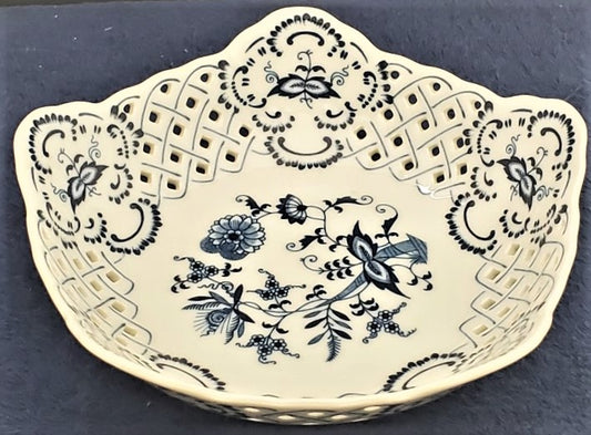 Blue Danube (Japan) Blue Danube Pentagon (5-Sided) Tray