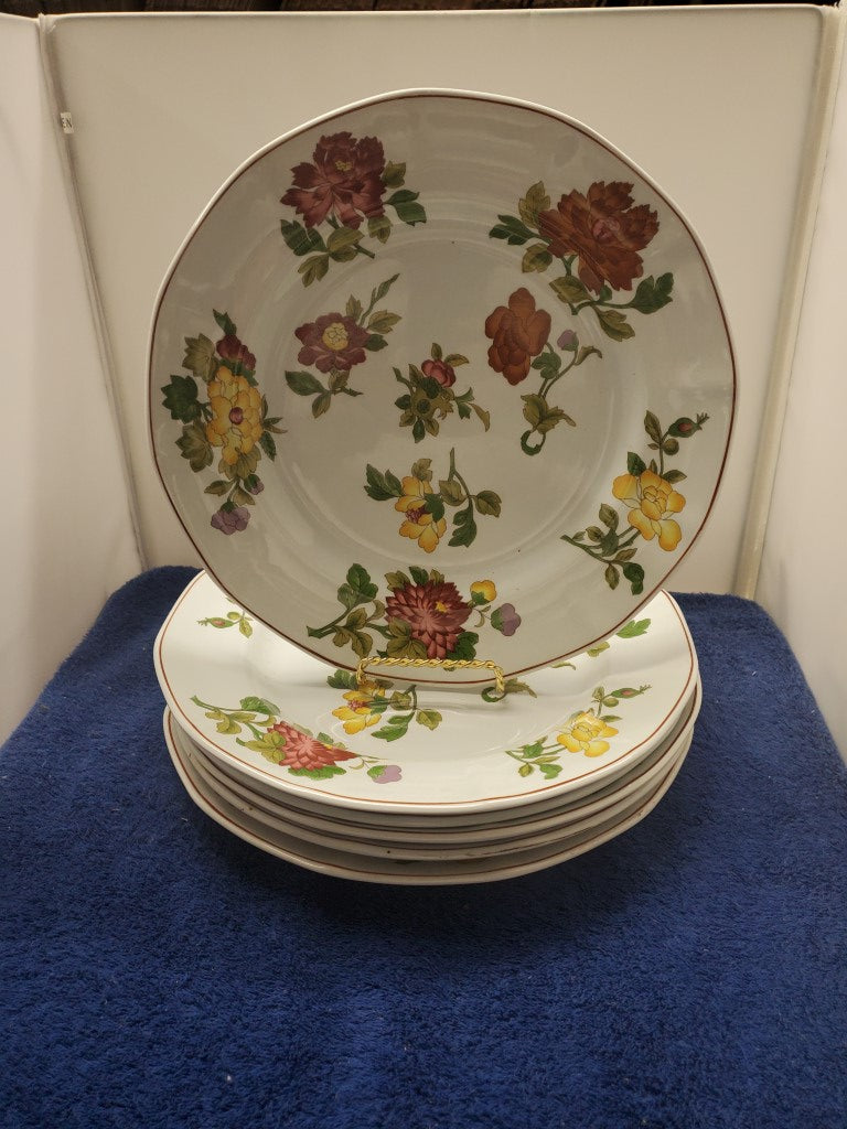 Set of 6 Wedgwood Kimono Dinner Plates LK