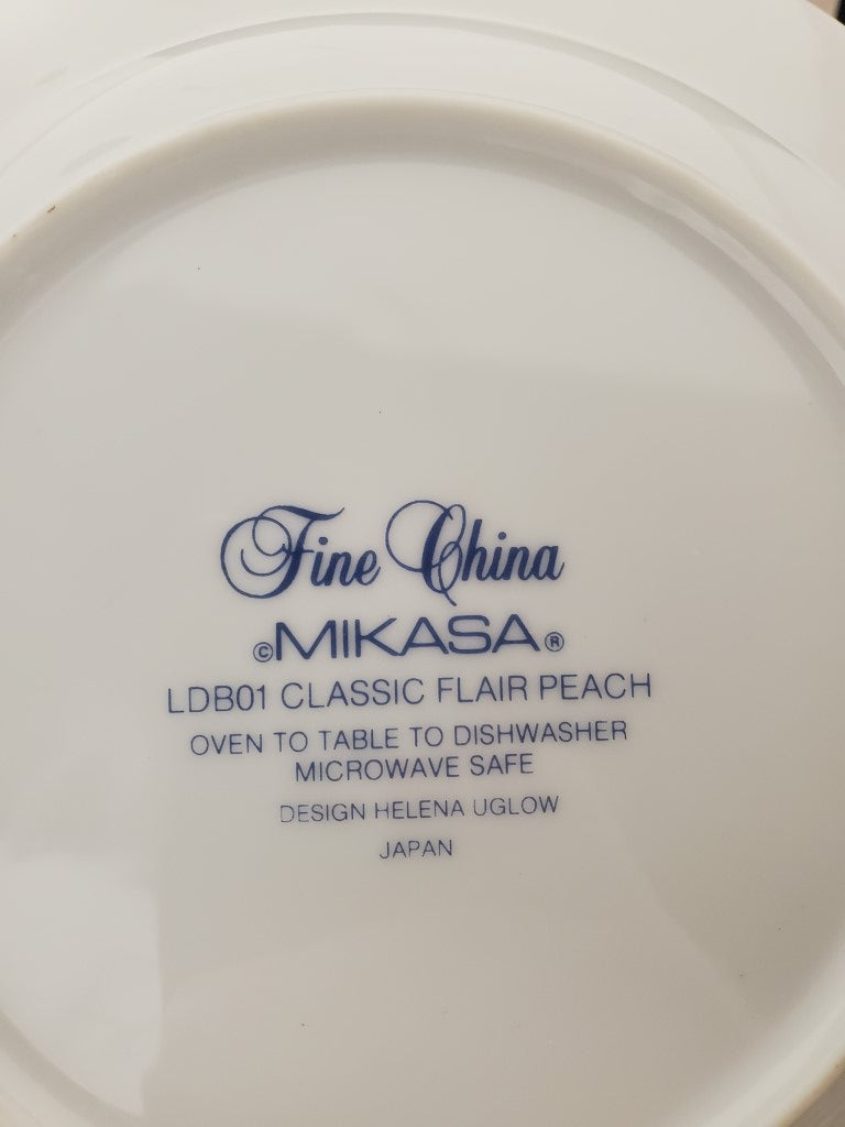 Set of 3 Mikasa Classic Flair Peach Rim Soup Bowls LK
