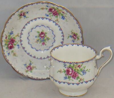 Set of 4 Royal Albert Petit Point Footed Cup & Saucer Sets
