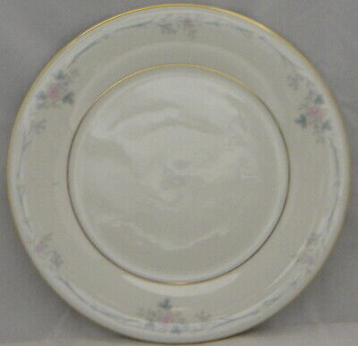 Set of 6 Royal Doulton Classique Salad Plates (Imperfect)