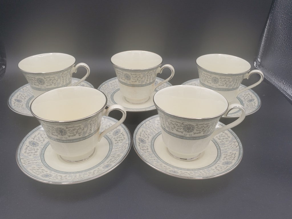 Set of 5 Minton Sharnwood Cup & Saucer Sets LK