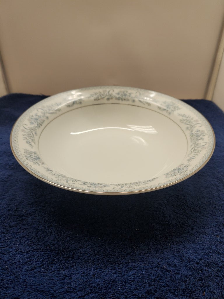 Mikasa Dresden Rose Round Serving Bowl LK
