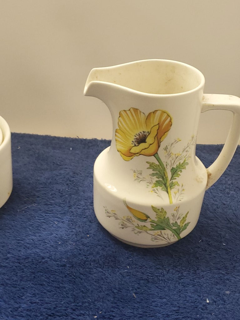 Noritake Buttercup Creamer & Sugar Bowl with Lid LK