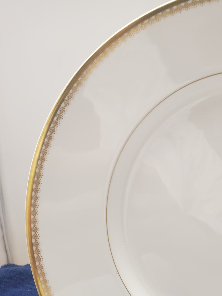 Royal Worcester Somerset Dinner Plate LK