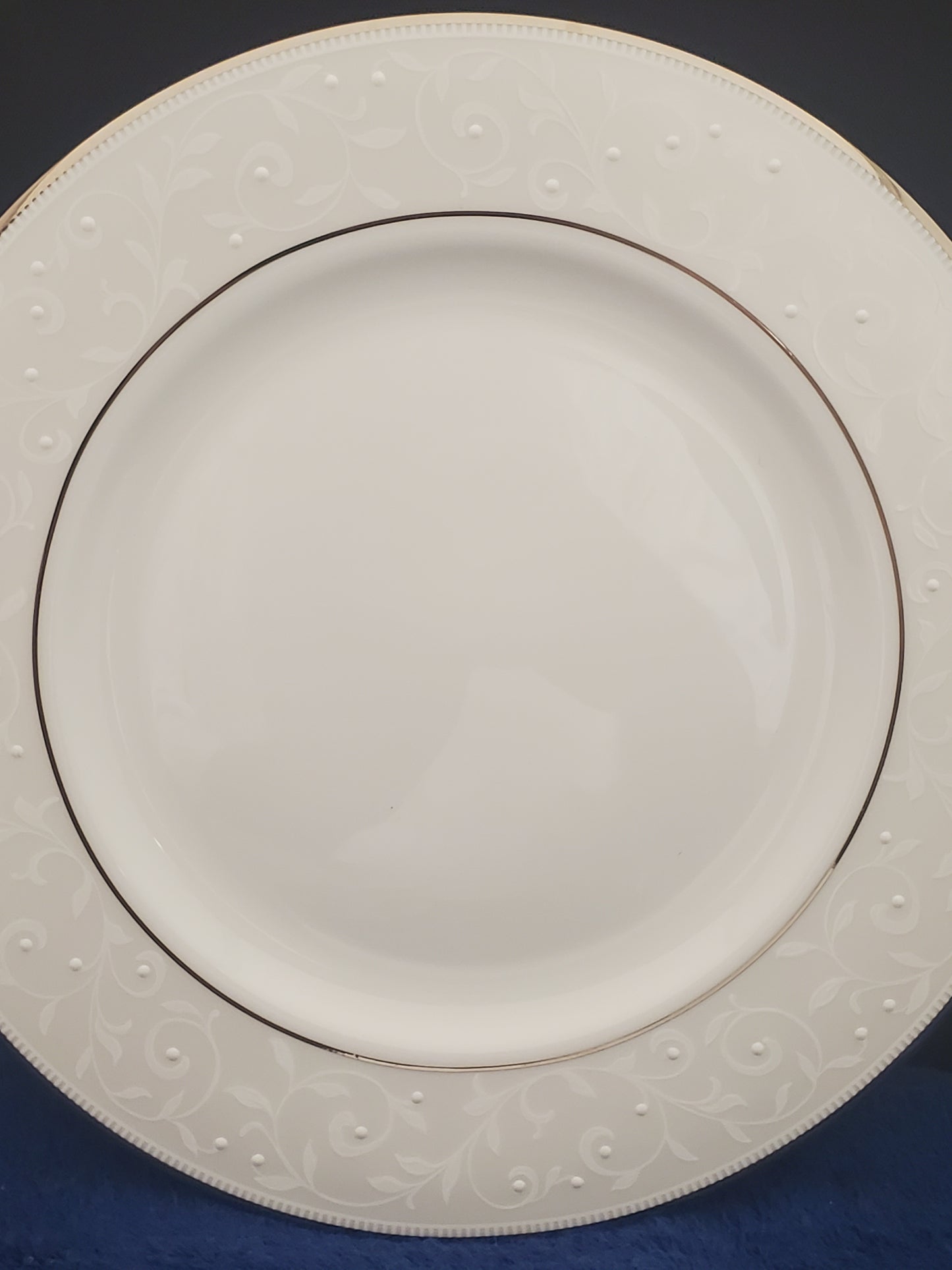 Set of 6 Lenox Opal Innocence Bread & Butter Plates - New