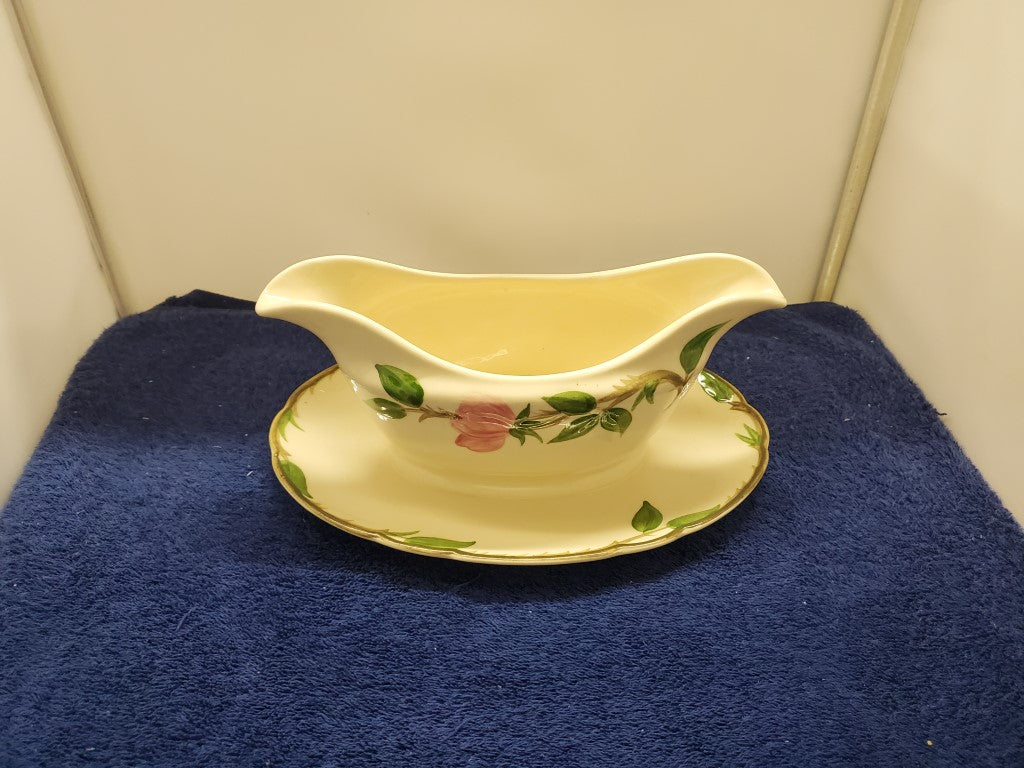 Franciscan Desert Rose (USA) Gravy Boat with Attached Underplate LK