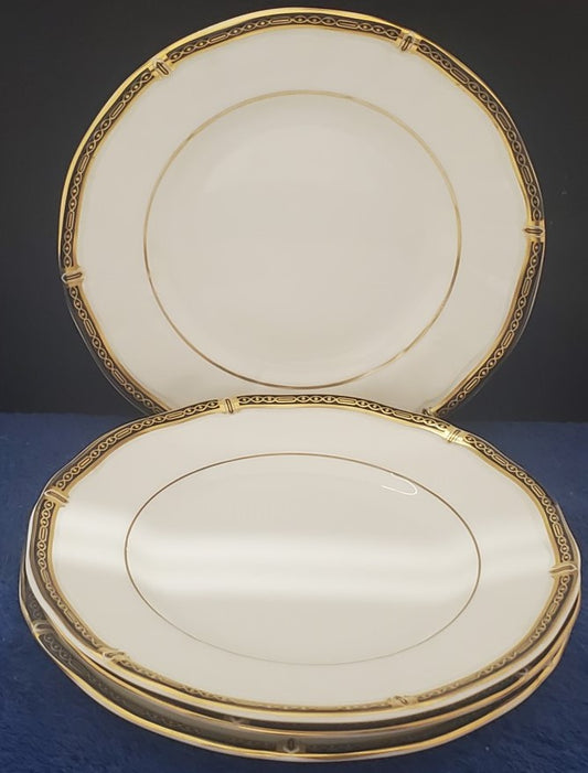 Set of 4 Wedgwood Windsor Black Dinner Plates