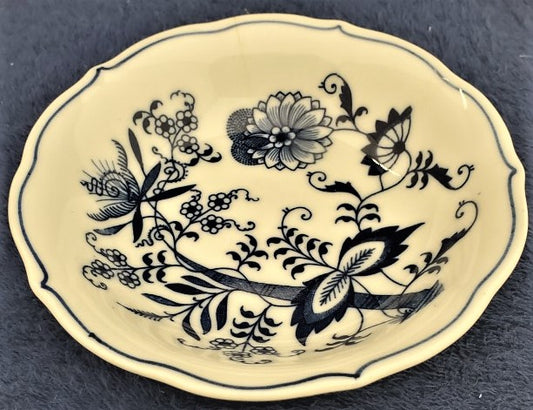 Blue Danube (Japan) Blue Danube Fruit Bowl (Imperfect)