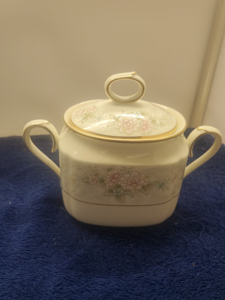 Noritake Willowbrook Creamer & Sugar Bowl with Lid LK