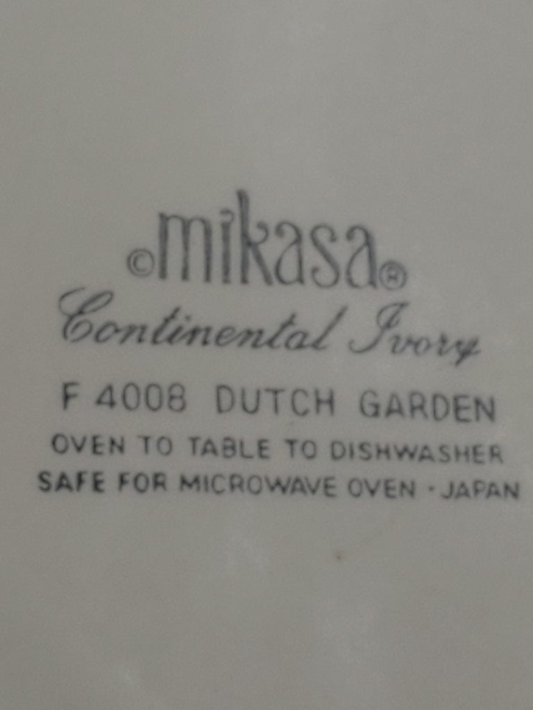 Mikasa Dutch Garden 15" Oval Serving Platter LK