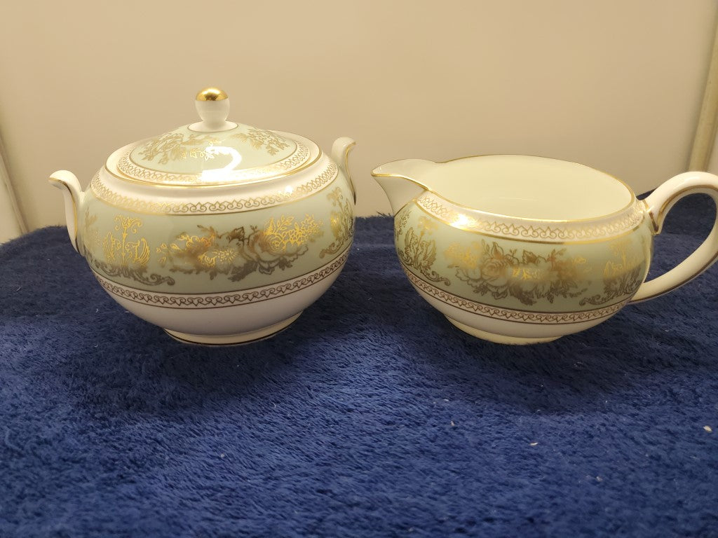 Wedgwood Columbia Gold Sage Green Creamer & Sugar Bowl with Lid LK