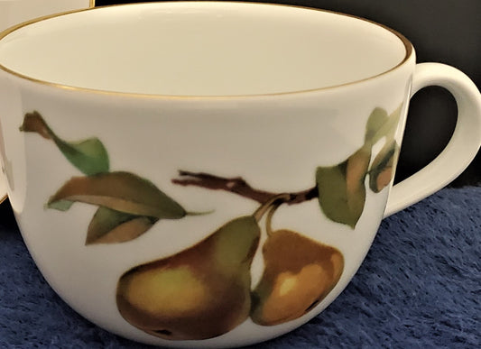 Royal Worcester Evesham Gold Cup