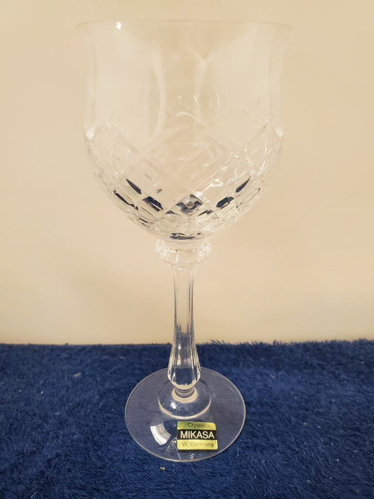 Set of 9 Mikasa Montclair Wine Glass LK