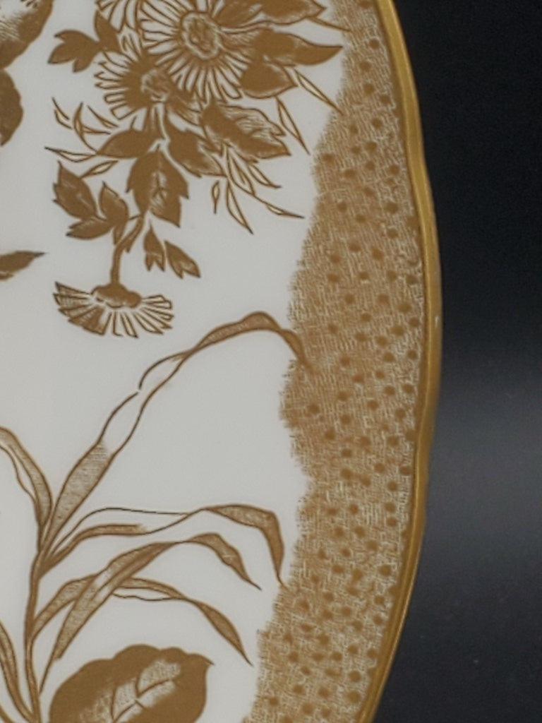 Set of 3 Royal Crown Derby Gold Aves Dinner Plates LK