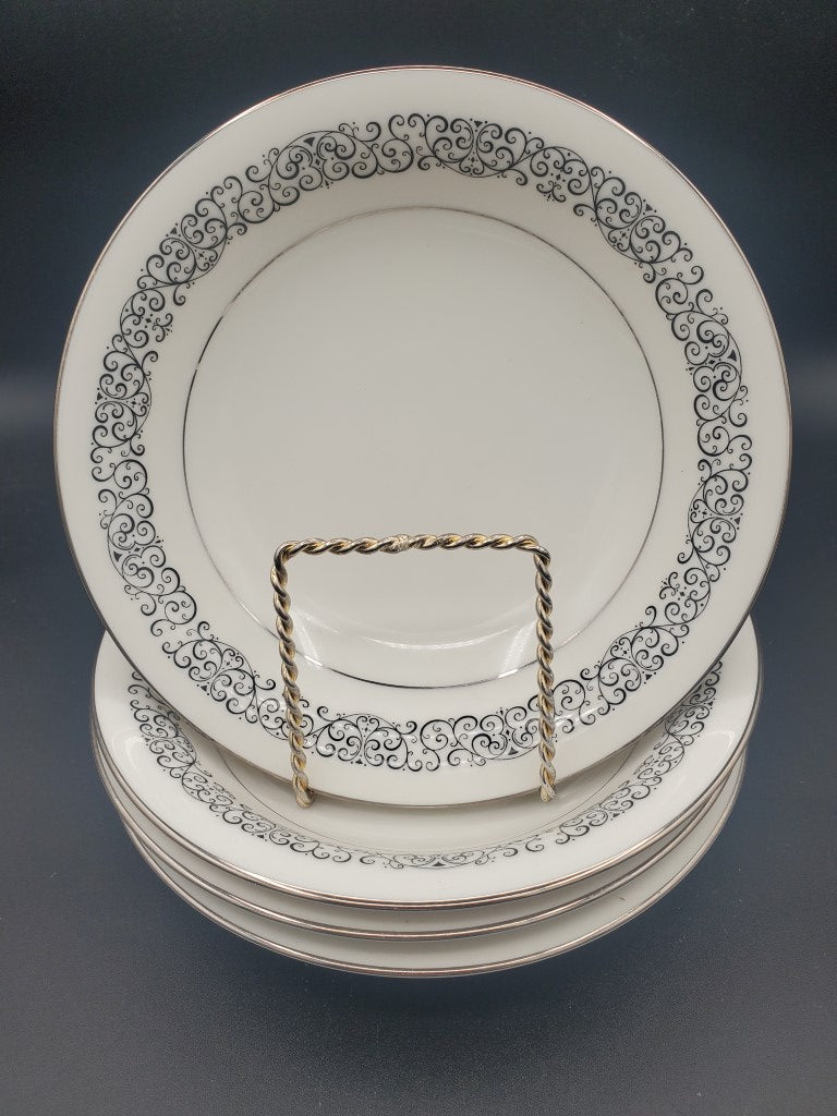 Set of 4 Noritake Hawthorne Fruit Bowls LK