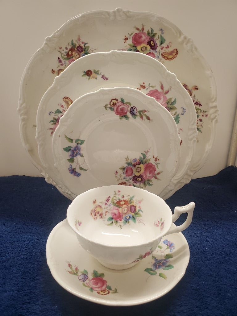 Coalport Old Coalport 5 Piece Place Setting LK