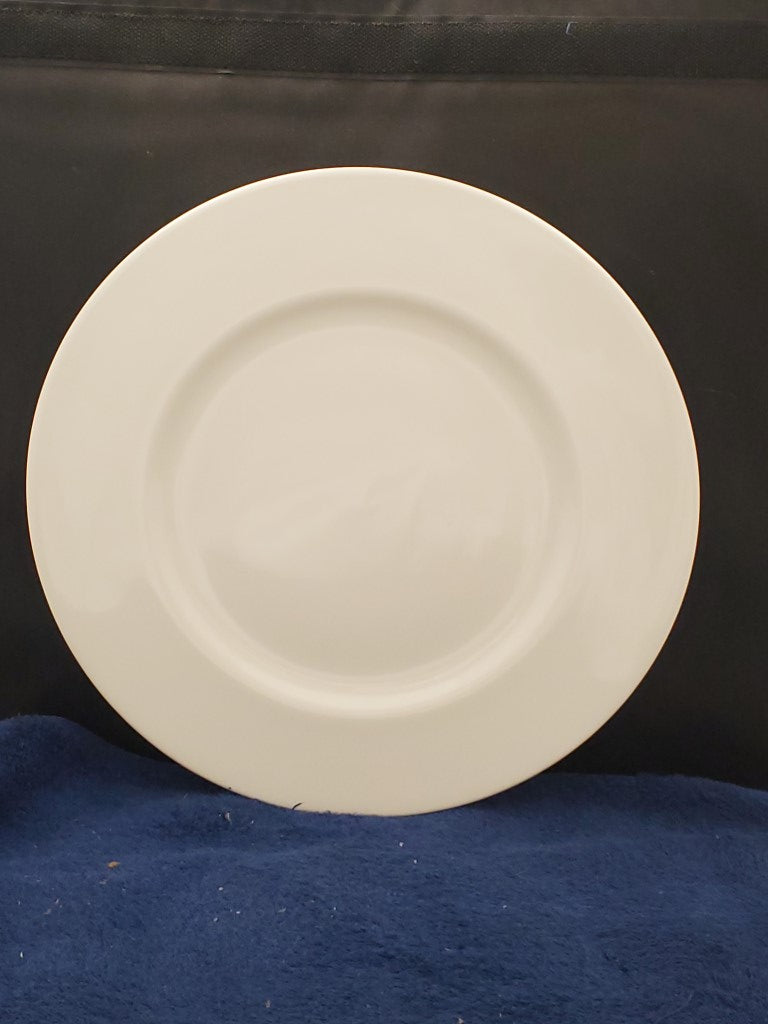 Set of 4 Wedgwood Wedgwood White Dinner Plates LK