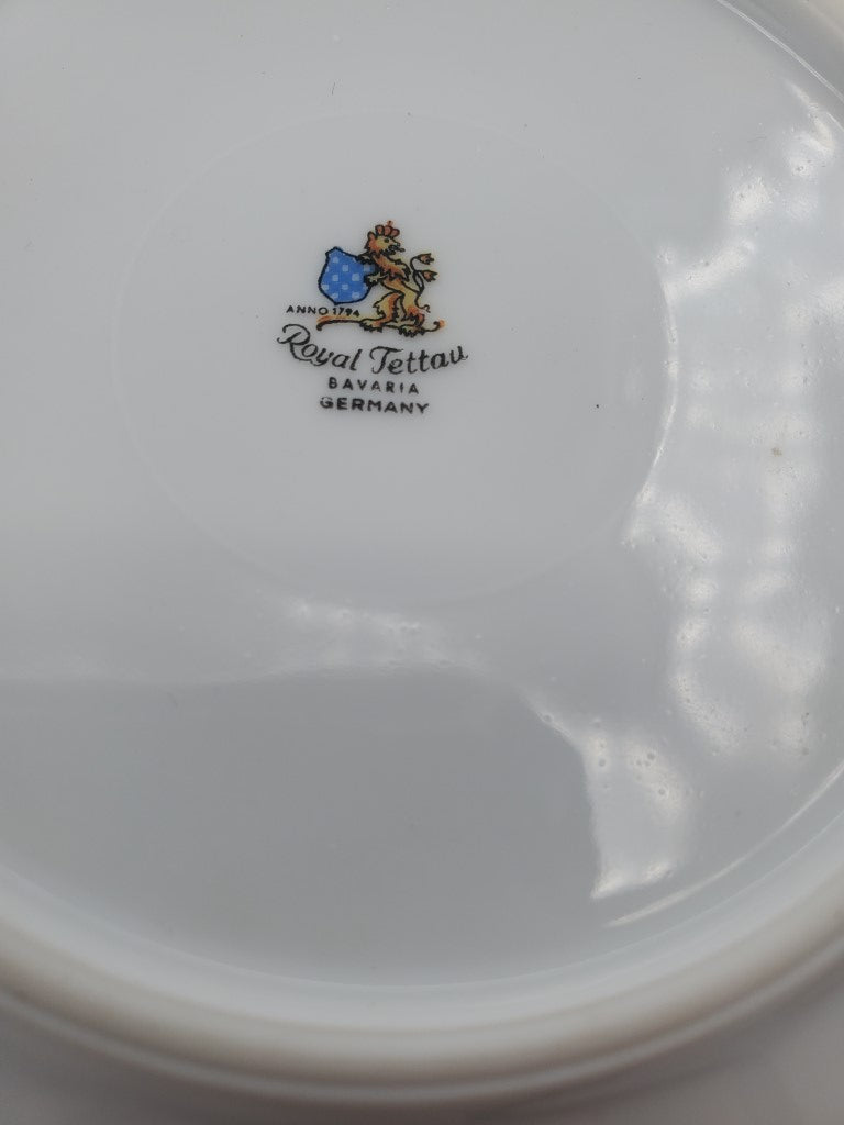 Set of 8 Royal Tettau Crestmont Rim Soup Bowls LK