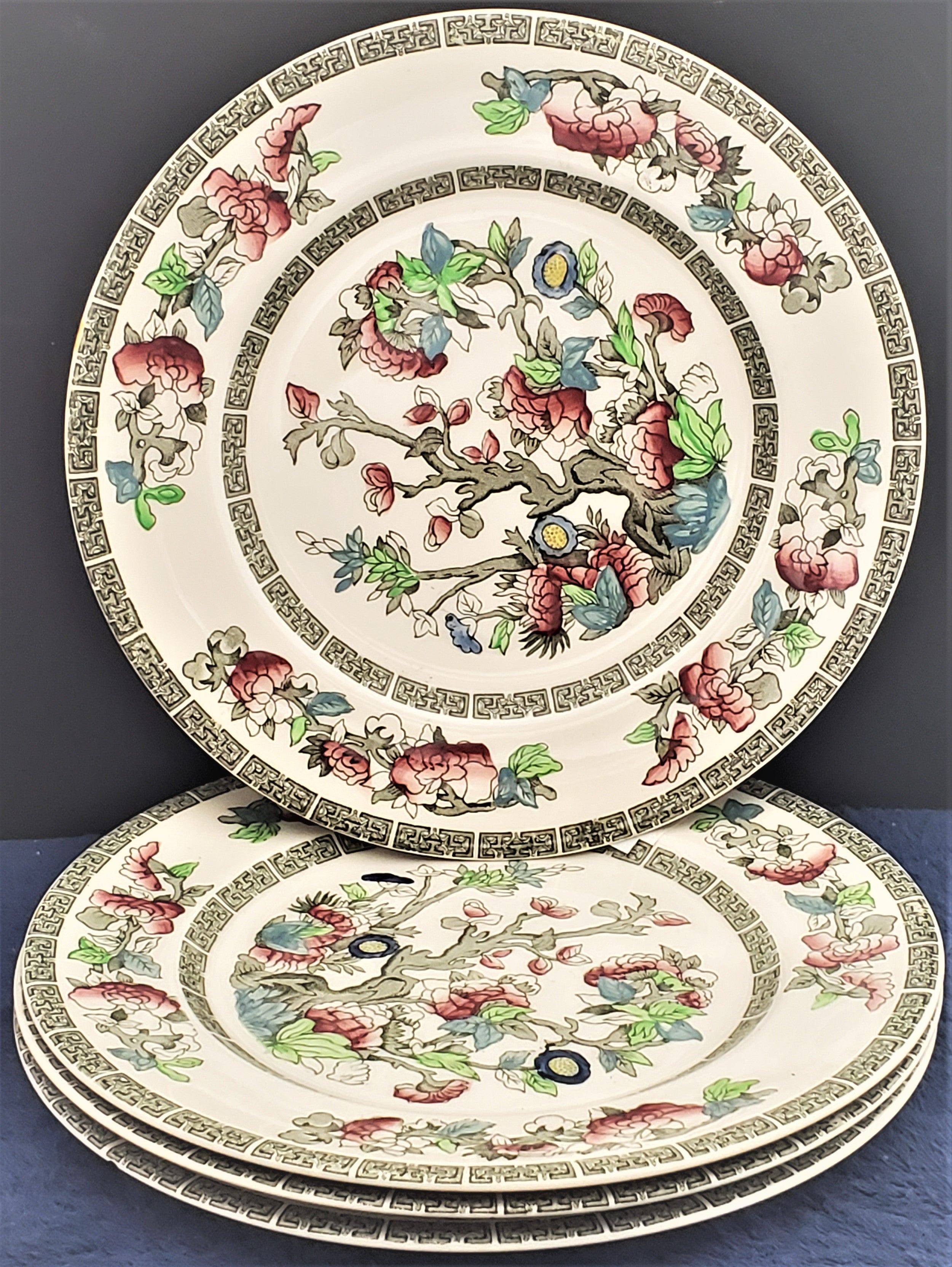 Set of 4 Johnson Brothers Indian Tree Luncheon Plates –