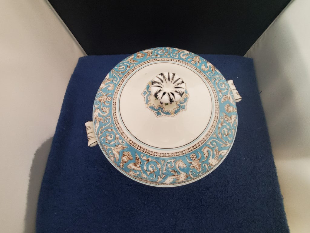 Wedgwood Florentine Turquoise (W2714) Covered Vegetable Bowl